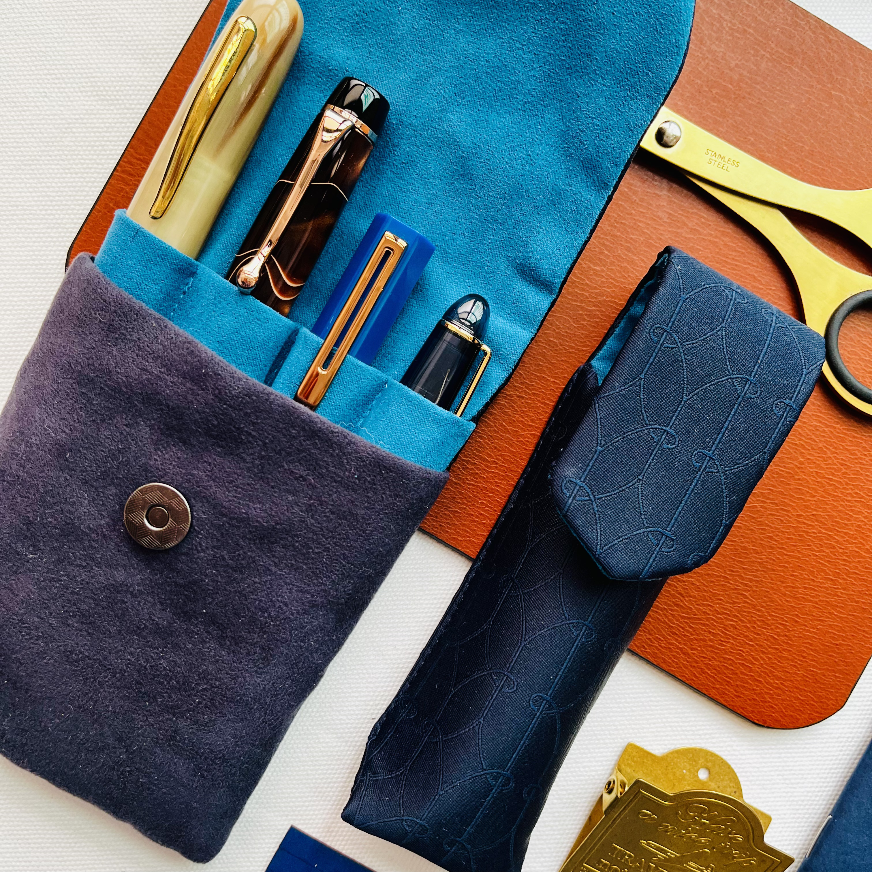 Kyoku Haku Classic Dark Blue Pen Pouch (Fourfold) - Penetui